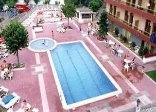 Отель Continental 2*